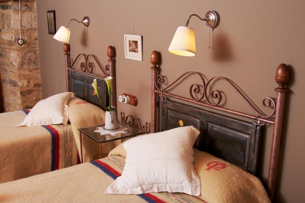Casa Pepa Hotel Rural Santa Colomba de Somoza Стая снимка